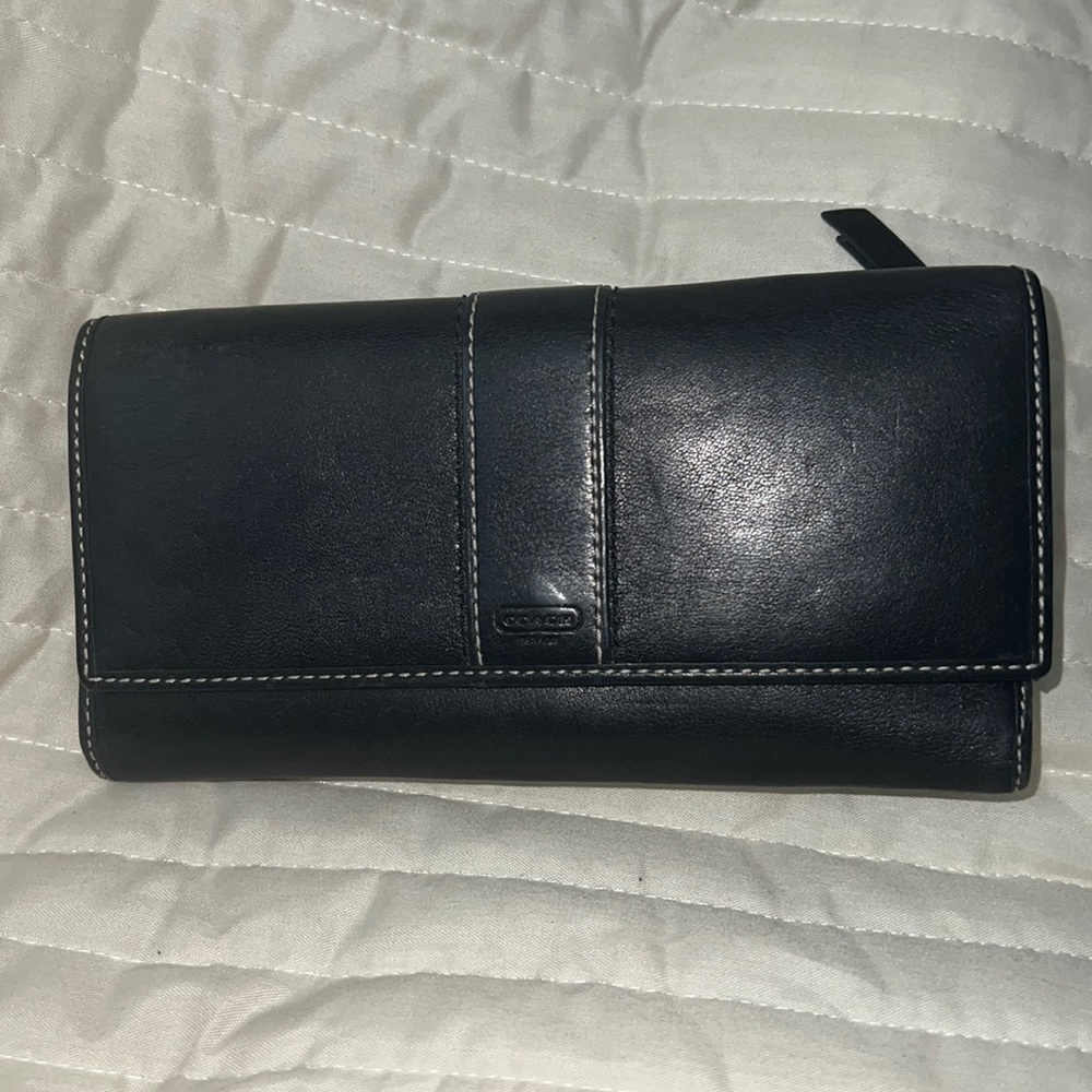 COACH Black  LEATHERWARE Tri-Fold Wallet